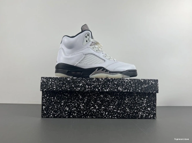 HYPE RETRO 5 BLACK' 'WHITE DD0587-110 AIR JORDAN 0823
